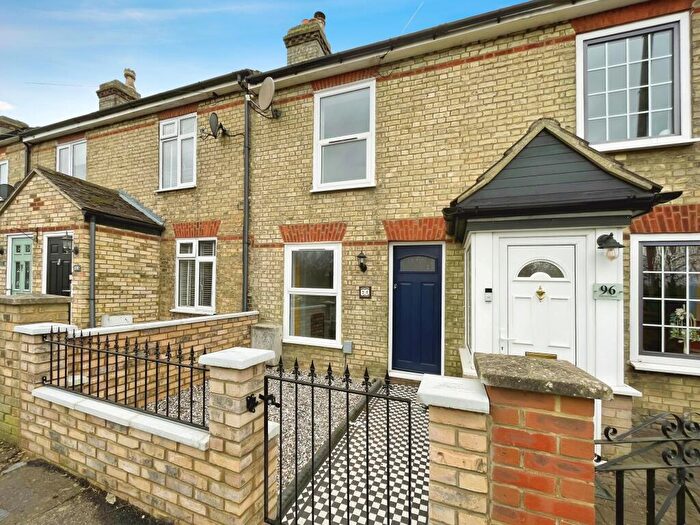 2 Bedroom Character Property To Rent In Hitchin Road, Arlesey, SG15