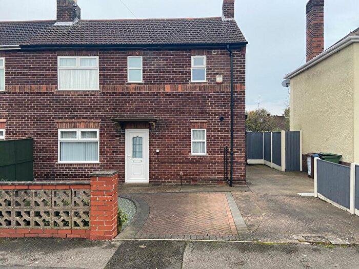 3 Bedroom House To Rent In Lime Tree Avenue, Mansfield Woodhouse, NG19