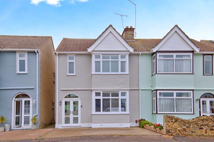 3 Bedroom Semi-Detached House For Sale In Southchurch Avenue, Shoeburyness, Southend-on-Sea, Essex, SS3