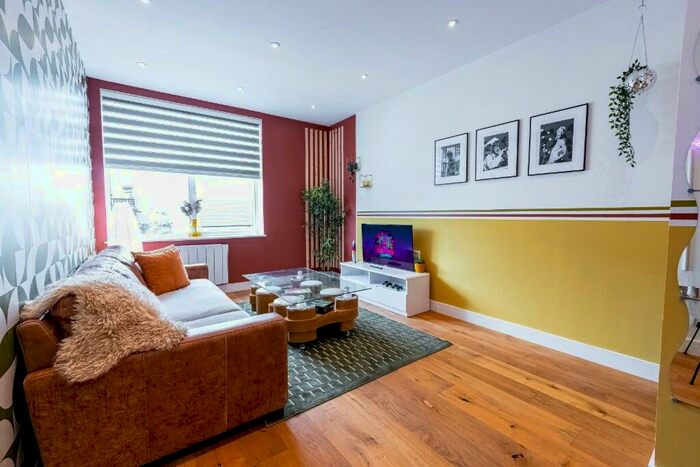 1 Bedroom Serviced Apartments To Rent In Stoke Road, Slough, Berkshire, SL2