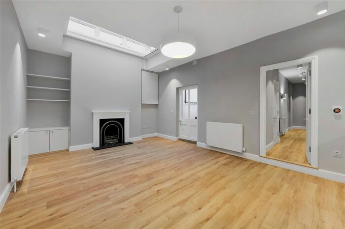 1 Bedroom Flat To Rent In Cranley Gardens, South Kensington, London, SW7