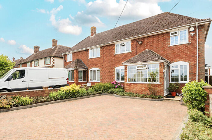 4 Bedroom Semi-Detached House For Sale In Lower Road, Stoke Mandeville, Aylesbury, HP22