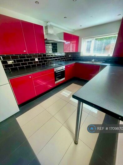 3 Bedroom Terraced House To Rent In Dover Road, Folkestone, CT20