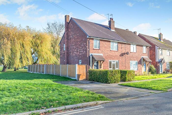 3 Bedroom Semi-Detached House For Sale In Brook Lane, Hawarden, CH5