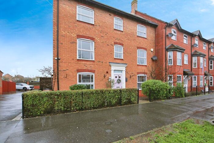 5 Bedroom End Of Terrace House For Sale In West Lake Avenue, Hampton Vale, Peterborough, PE7