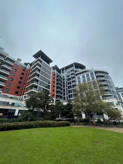 2 Bedroom Flat To Rent In The Boulevard, Imperial Wharf, London, SW6