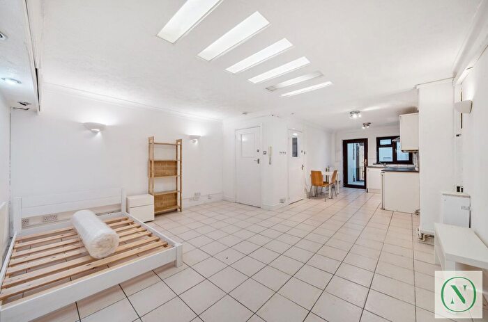 1 Bedroom Flat To Rent In , Freemasons Place, CR0