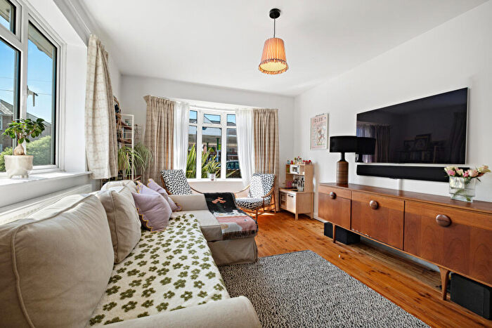 2 Bedroom Bungalow For Sale In Wimborne, Dorset, BH21