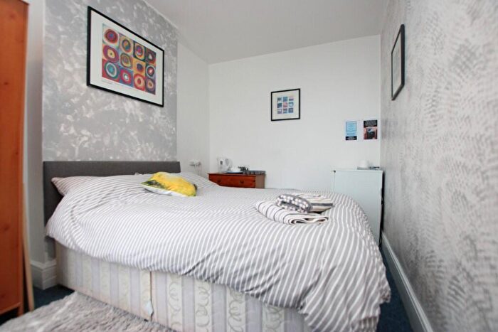 1 Bedroom House Of Multiple Occupation To Rent In Mill Road, Kettering, Northamptonshire, NN16