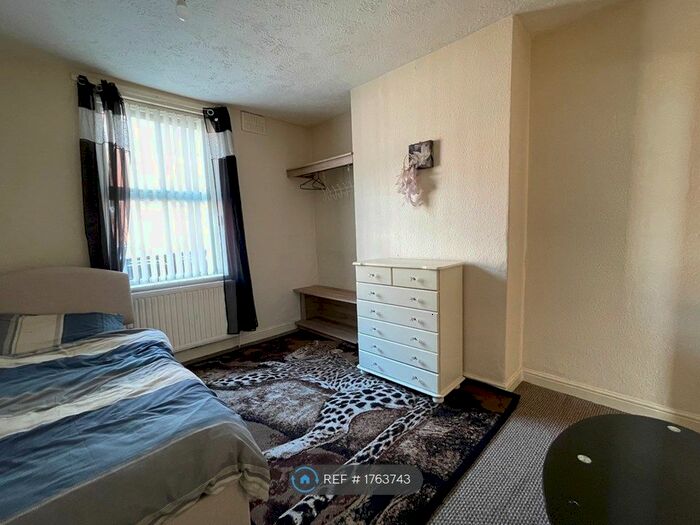 1 Bedroom Flat To Rent In Beckett Road, Doncaster, DN2