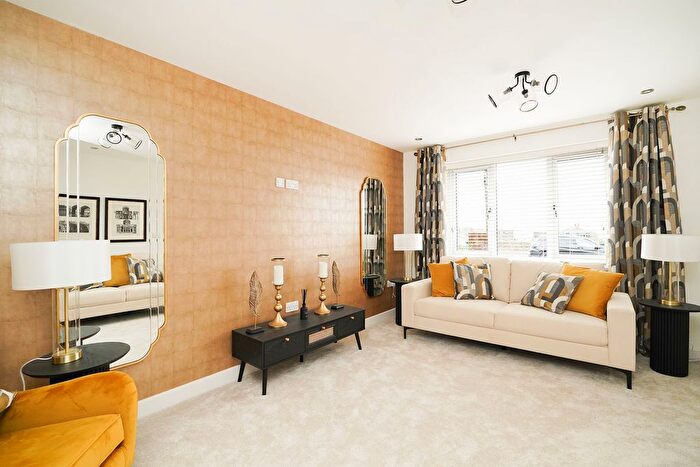 2 Bedroom Cottage For Sale In Upperthorpe Road, Killamarsh, Sheffield, S21