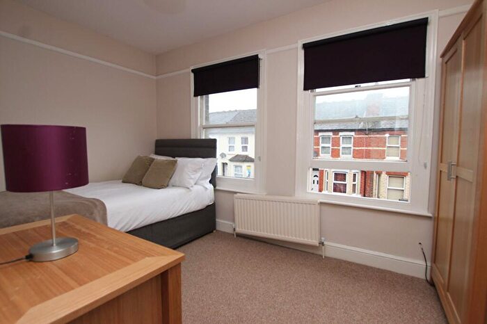 1 Bedroom Terraced House To Rent In Wilton Road, Reading, RG30