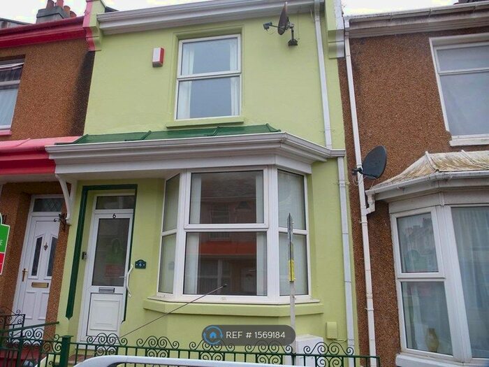 2 Bedroom Terraced House To Rent In Renown Street, Plymouth, PL2