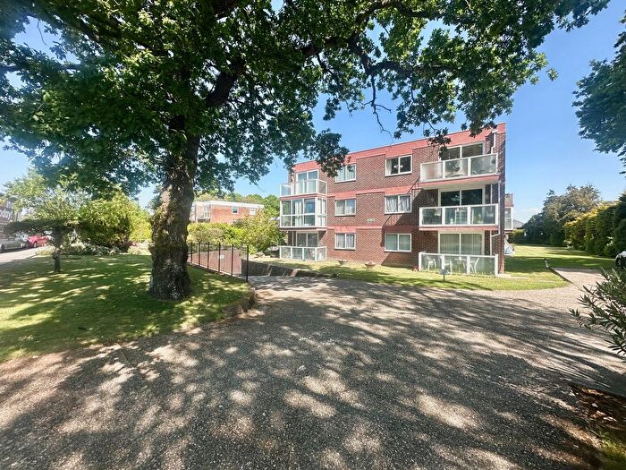 2 Bedroom Flat To Rent In Southbourne Road, Bournemouth, BH6