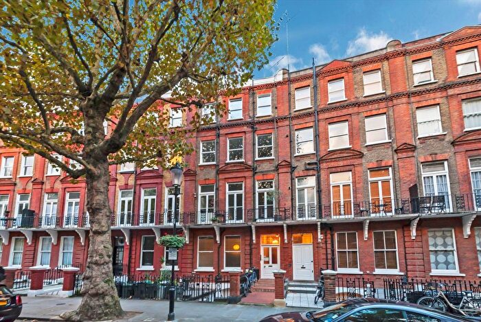 1 Bedroom Flat To Rent In Philbeach Gardens, Earls Court, SW5