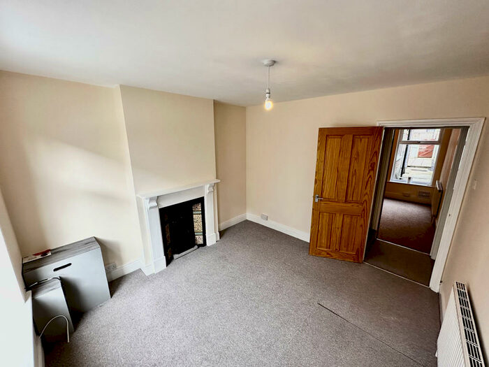 3 Bedroom Terraced House To Rent In Albany Road, Lowestoft, NR32