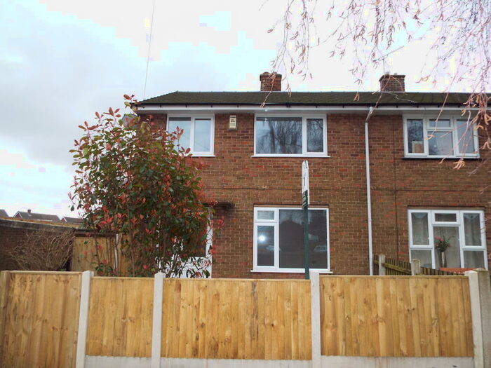 3 Bedroom House To Rent In Rufford Avenue, Rainworth, NG21