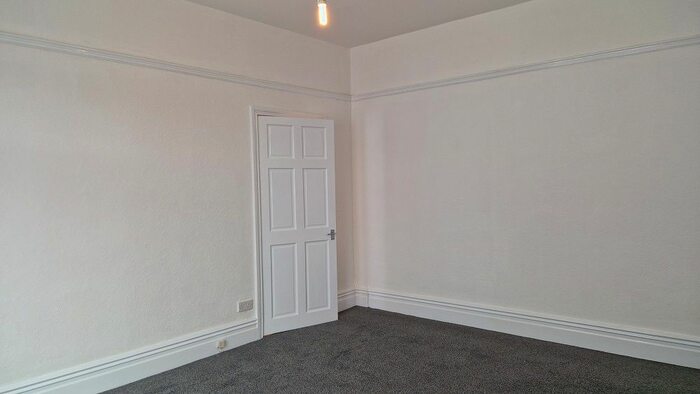 3 Bedroom Flat To Rent In Stowell Terrace, Heworth, Gateshead, NE10