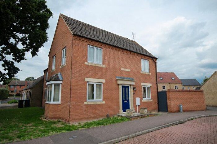 3 Bedroom Semi-Detached House To Rent In Carey Close, Ely, CB7