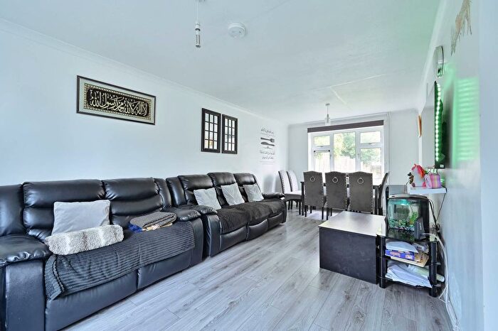 3 Bedroom Terraced House For Sale In Ritcroft Drive, Hemel Hempstead, HP3
