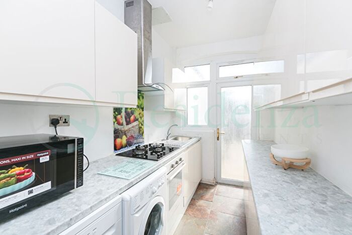 4 Bedroom Terraced House To Rent In Ansell Road, London, SW17