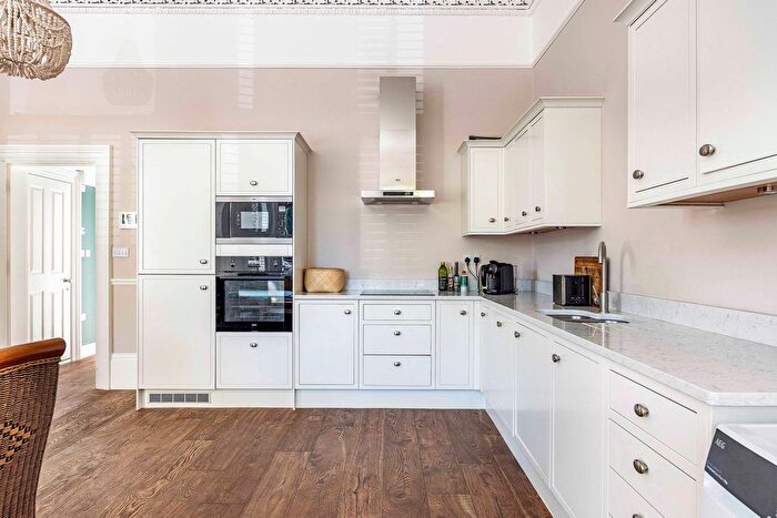 1 Bedroom Flat For Sale In One Lypiatt, Lypiatt Drive, Montpellier, Cheltenham, GL50