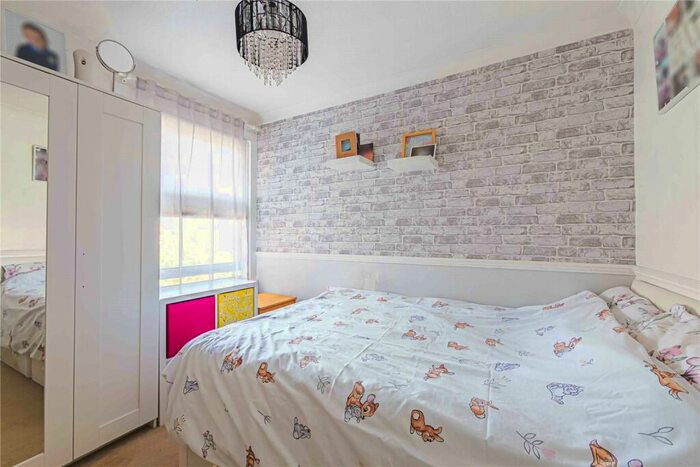 2 Bedroom Semi-Detached House For Sale In Storey Street, Apsley, Hemel Hempstead, Hertfordshire, HP3