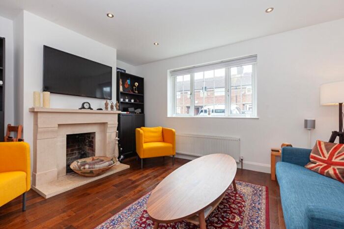 4 Bedroom Terraced House To Rent In Scott Road, Oxford, OX2