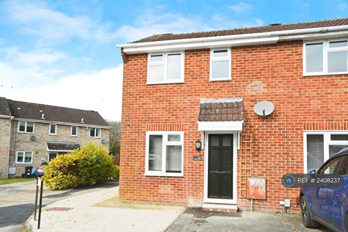 2 Bedroom End Of Terrace House To Rent In Hadleigh Close, Westlea, Swindon, SN5
