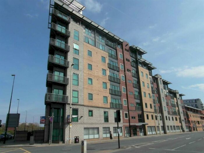 1 Bedroom Apartment To Rent In City Point, Chapel Street, M3