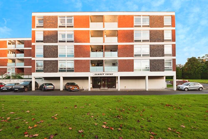 2 Bedroom House For Sale In Chelmscote Road, Solihull, B92