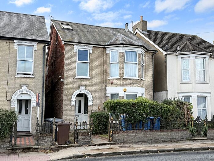 7 Bedroom Detached House For Sale In Felixstowe Road, Ipswich, IP3