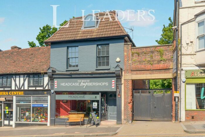 2 Bedroom Flat To Rent In Holywell Hill, St.Albans, AL1