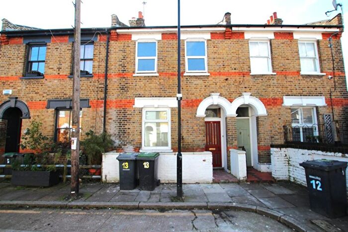 4 Bedroom Terraced House To Rent In Baronet Grove, Tottenham, London, N17