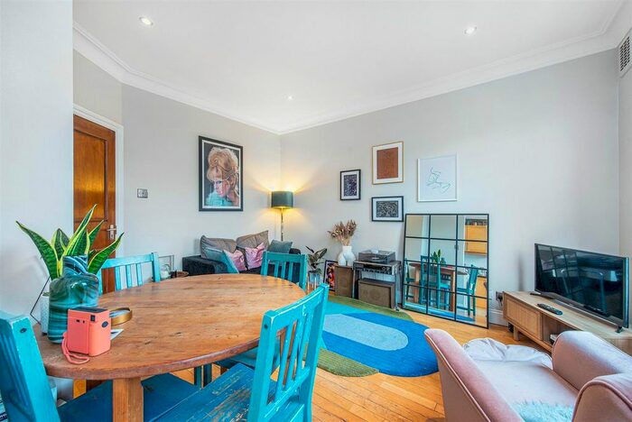 1 Bedroom Flat To Rent In Wray Crescent, Finsbury Park, N4