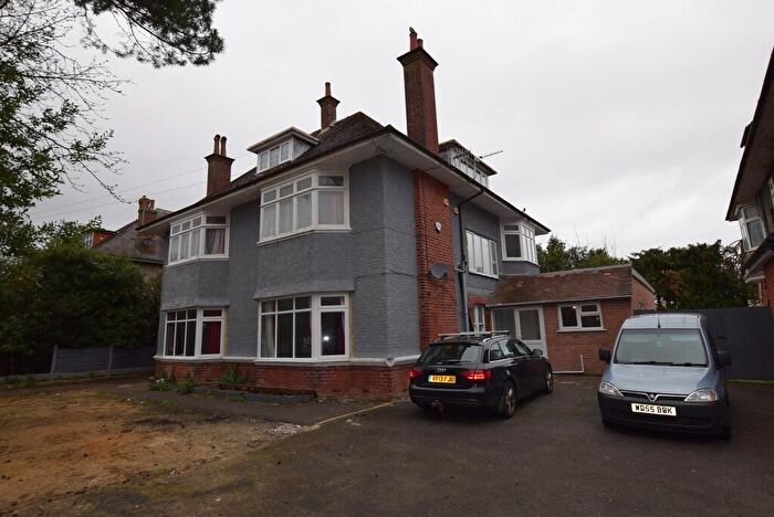 Studio To Rent In Milton Road, Bournemouth, BH8