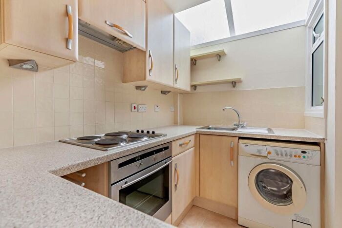 1 Bedroom End Of Terrace House To Rent In Maycock Grove, Northwood, HA6