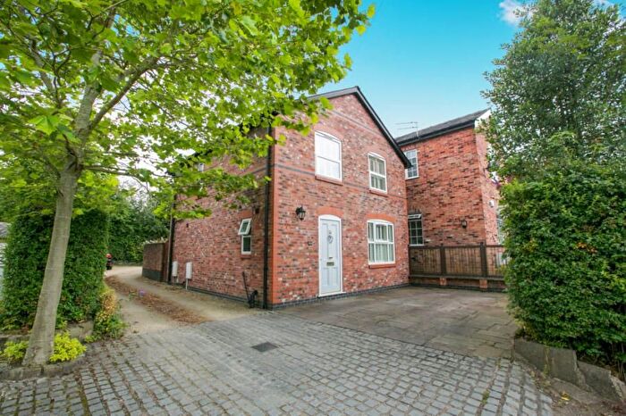 3 Bedroom Detached House To Rent In Gravel Lane, Wilmslow, SK9