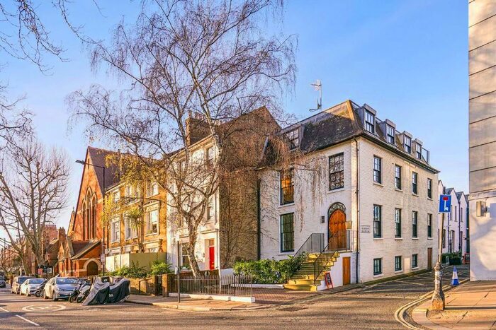 2 Bedroom Flat To Rent In Parsons Green, London, SW6