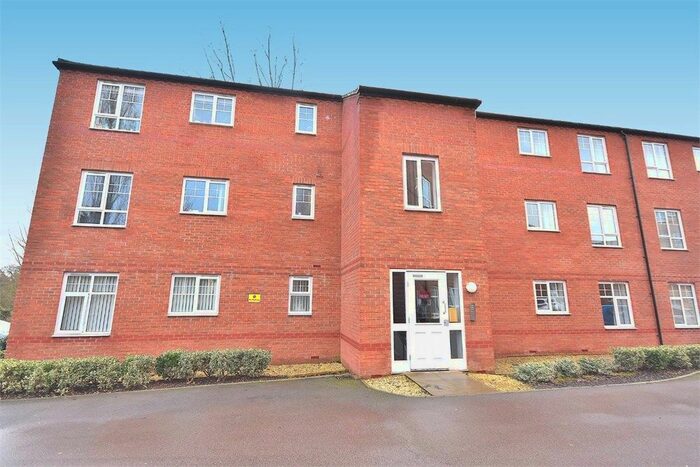 2 Bedroom Flat To Rent In Wildacre Drive, Northampton, NN3