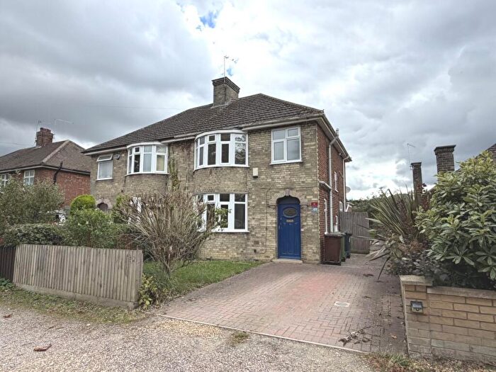 3 Bedroom Semi-Detached House For Sale In Oundle Road: Orton Longueville, PE2