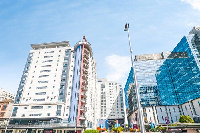 1 Bedroom Flat For Sale In Landmark Place, Cardiff, CF10