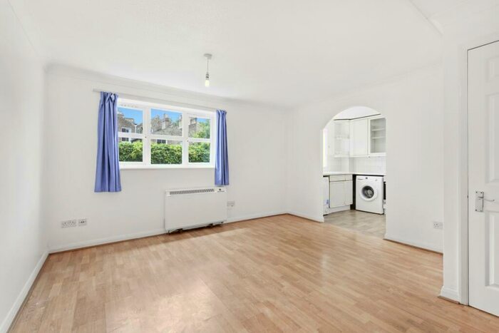 1 Bedroom Flat To Rent In Cornwallis Road, Archway, N19