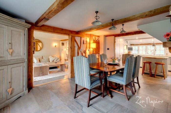 4 Bedroom Detached House For Sale In Burnham On Crouch, CM0
