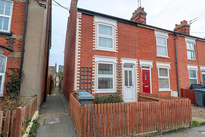 2 Bedroom End Of Terrace House For Sale In Maidstone Road, Felixstowe, IP11