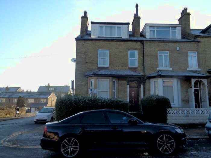 4 Bedroom Property To Rent In Westcliffe Road, Shipley, BD18