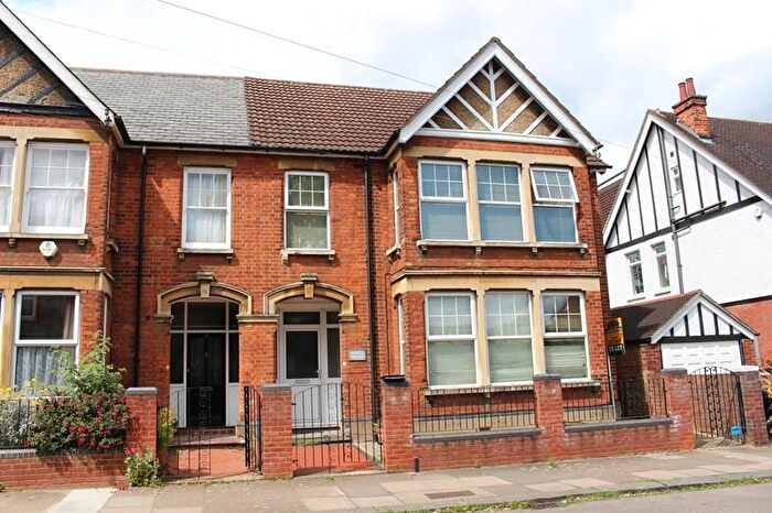 1 Bedroom Flat To Rent In Kingsley Road, Bedford, MK40