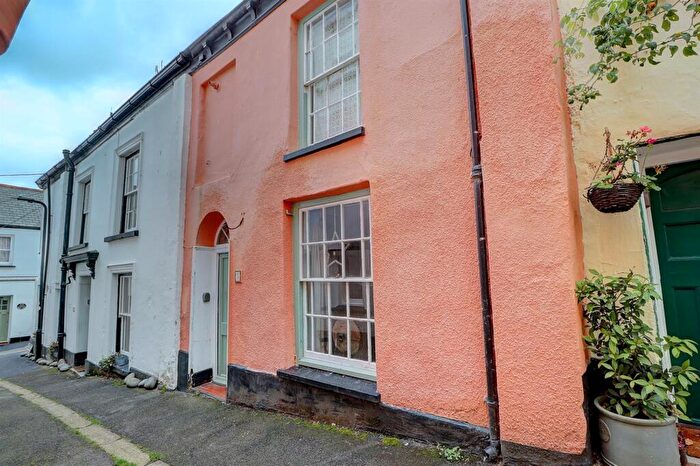 2 Bedroom Terraced House For Sale In One End Street, Appledore, Bideford, EX39