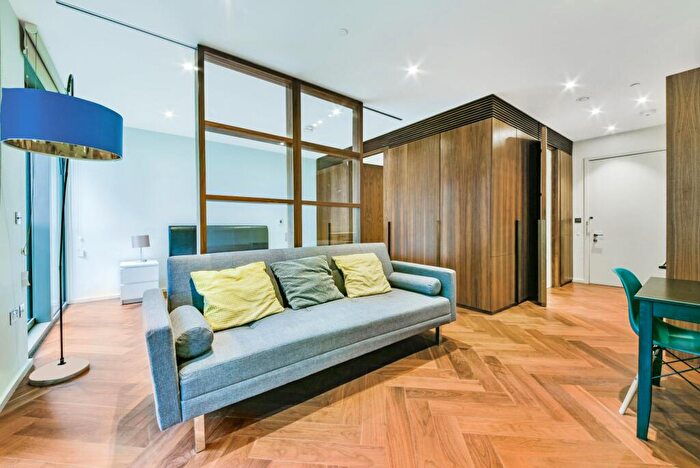 Apartment To Rent In Capital Building, Embassy Gardens, London, SW11
