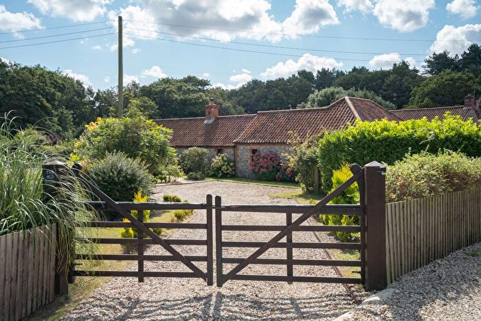 4 Bedroom Barn Conversion For Sale In Main Road, Sidestrand, Cromer, NR27